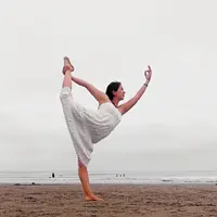 Camila, Aerial Yoga teacher